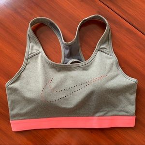 Nike Pro Sports Bra
